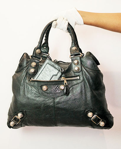 Arena Giant Brief, £320, Handbags, Black, Lizard, Front view